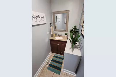 483 E Crystal Lake Avenue, Crystal Lake, IL 60014 - Photo 12