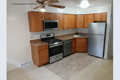 211 N Bothwell Drive #1A, Palatine, IL 60067 - Photo 2