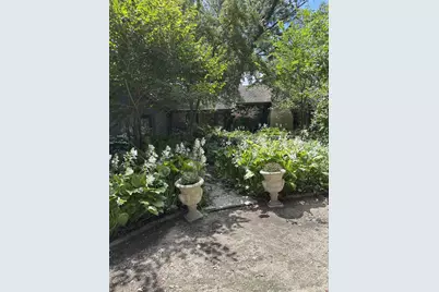 29W101 Morris Court, Warrenville, IL 60555 - Photo 2