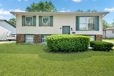 17303 Appletree Drive, Hazel Crest, IL 60429 - Photo 2