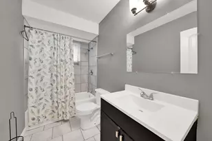 17303 Apple Tree Dr, Hazel Crest, IL 60429 - Photo 12