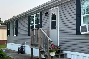 315 Ave F Ave, Bloomington, IL 61704 - Photo 4