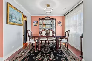 9355 Landings Ln, Des Plaines, IL 60016 - Photo 8