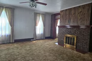 118 S Fayette St, Carthage, IL 62321 - Photo 4