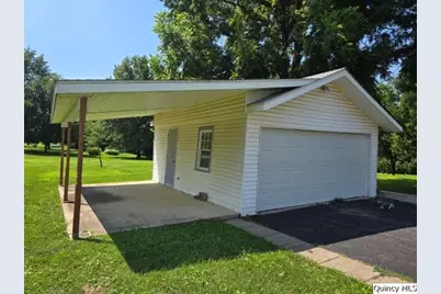 118 S Fayette Street, Carthage, IL 62321 - Photo 32