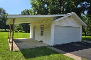 118 S Fayette St, Carthage, IL 62321 - Photo 32