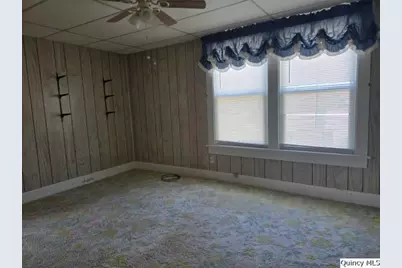 118 S Fayette Street, Carthage, IL 62321 - Photo 22