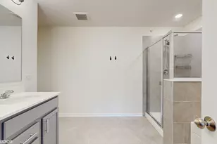 268 Hoffmann Dr, Buffalo Grove, IL 60089 - Photo 22