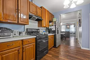 2730 S 58th Ct, Cicero, IL 60804 - Photo 10