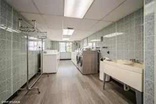 350 Plum Creek Dr, Wheeling, IL 60090 - Photo 14