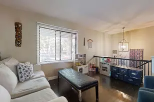 2605 Trafalgar Square, Champaign, IL 61821 - Photo 6