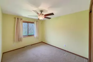 24134 Hidden Ranch Dr, Lanark, IL 61046 - Photo 24