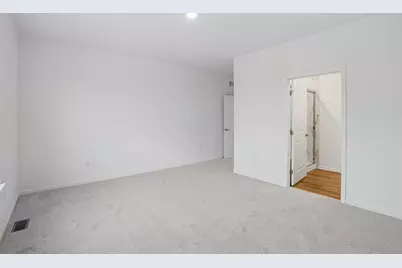 3839 Riverwoods Drive, Woodstock, IL 60098 - Photo 10