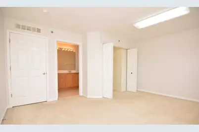 4756 N Lamon Avenue, Chicago, IL 60630 - Photo 10