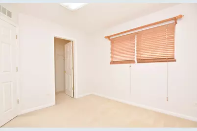 4756 N Lamon Avenue, Chicago, IL 60630 - Photo 8