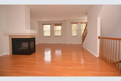 4756 N Lamon Avenue, Chicago, IL 60630 - Photo 4