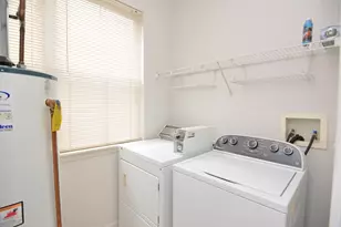 4756 N Lamon Ave, Chicago, IL 60630 - Photo 14