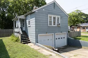 225 E Pinckney St, Pontiac, IL 61764 - Photo 32