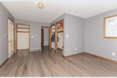 225 E Pinckney Street, Pontiac, IL 61764 - Photo 24