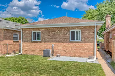 4524 1st Avenue, Lyons, IL 60534 - Photo 12