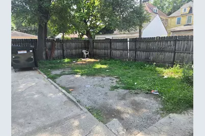 334 N Laramie Avenue, Chicago, IL 60644 - Photo 2