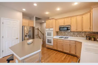 1823 Fargo Boulevard, Geneva, IL 60134 - Photo 12