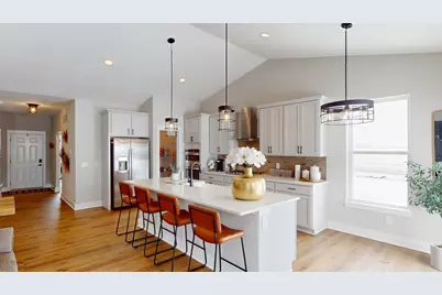 152 S Llanos Street, Cortland, IL 60112 - Photo 8