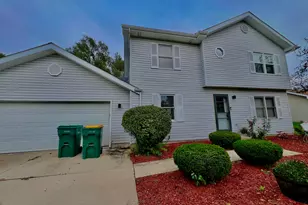 810 Peale St, Joliet, IL 60433 - Photo 2