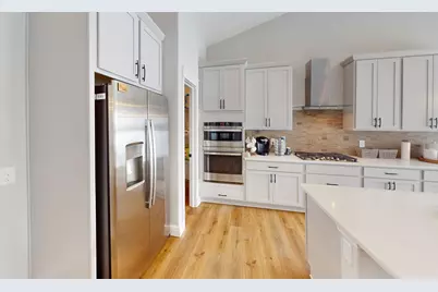 154 S Llanos Street, Cortland, IL 60112 - Photo 20