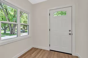 721 W South St, Pontiac, IL 61764 - Photo 8