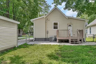721 W South St, Pontiac, IL 61764 - Photo 20