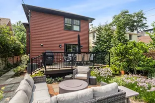 3035 Thayer St, Evanston, IL 60201 - Photo 32