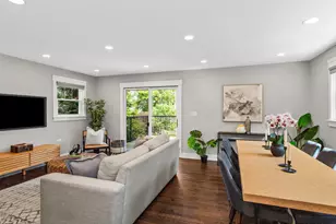 3035 Thayer St, Evanston, IL 60201 - Photo 14