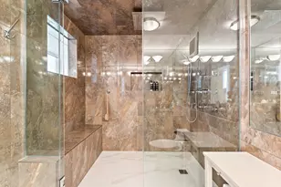 111 E Chestnut St, Chicago, IL 60611 - Photo 18