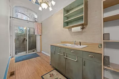 10 Douglas Avenue, Elgin, IL 60120 - Photo 10