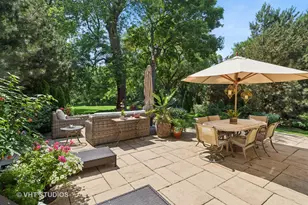 14875 Creekside Path, Green Oaks, IL 60048 - Photo 32