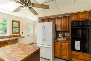 443 E Peru St, Princeton, IL 61356 - Photo 16