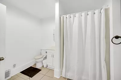 518 Raymond Street, Elgin, IL 60120 - Photo 18