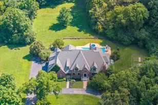 34W791 Army Trail Rd, Wayne, IL 60184 - Photo 2