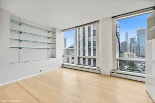 1300 N Astor St, Chicago, IL 60610 - Photo 16