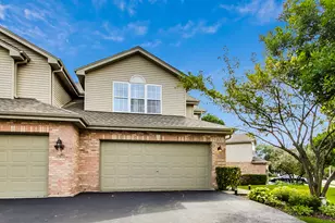 871 Rosebud Ct, Roselle, IL 60172 - Photo 2