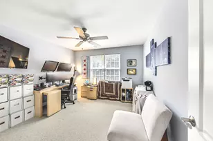 871 Rosebud Ct, Roselle, IL 60172 - Photo 12