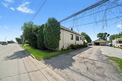 7117 S Roberts Road, Bridgeview, IL 60455 - Photo 26