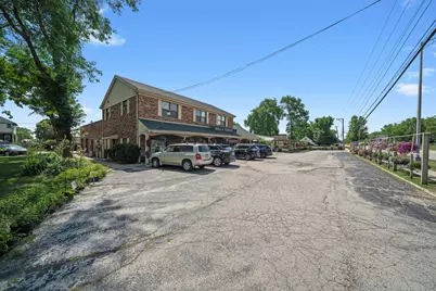 7117 S Roberts Road, Bridgeview, IL 60455 - Photo 28