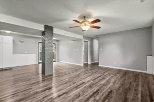 464 E Pilot Dr, Herscher, IL 60941 - Photo 10