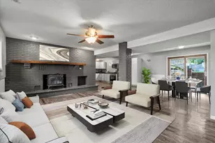 464 E Pilot Dr, Herscher, IL 60941 - Photo 4