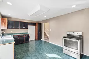 464 E Pilot Dr, Herscher, IL 60941 - Photo 14