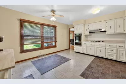 272 S Forest Avenue, Batavia, IL 60510 - Photo 10