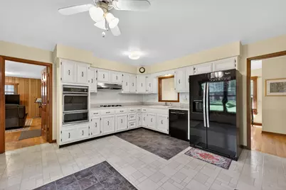 272 S Forest Avenue, Batavia, IL 60510 - Photo 12