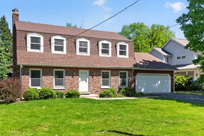 272 S Forest Avenue, Batavia, IL 60510 - Photo 2